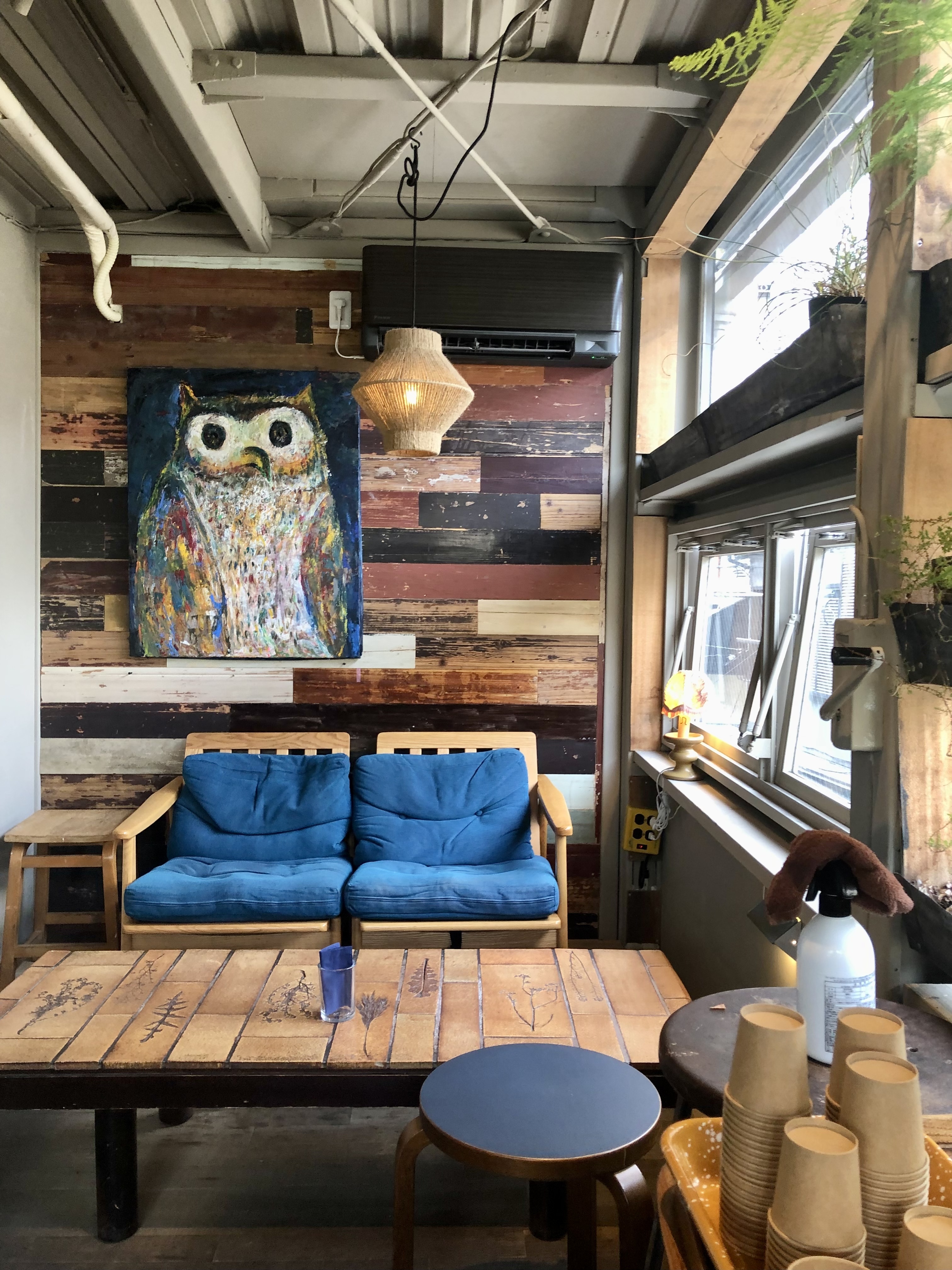 カフェ　原宿　店内