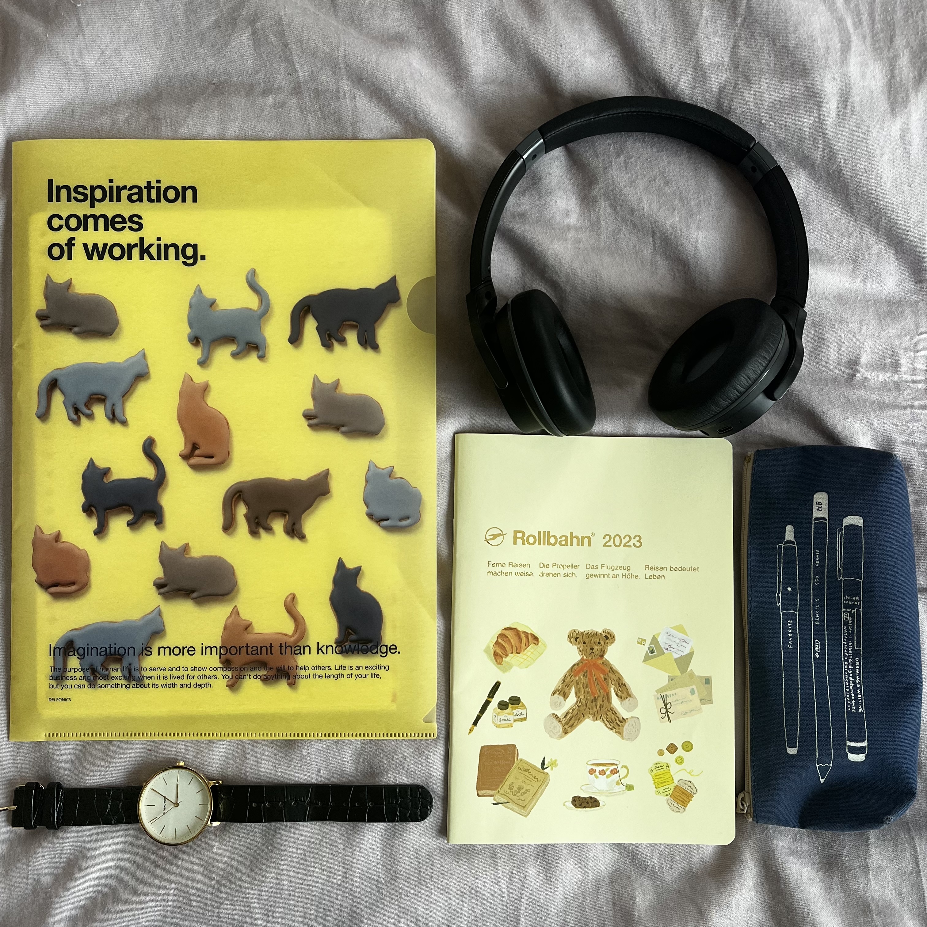 文房具　ヘッドホン　時計