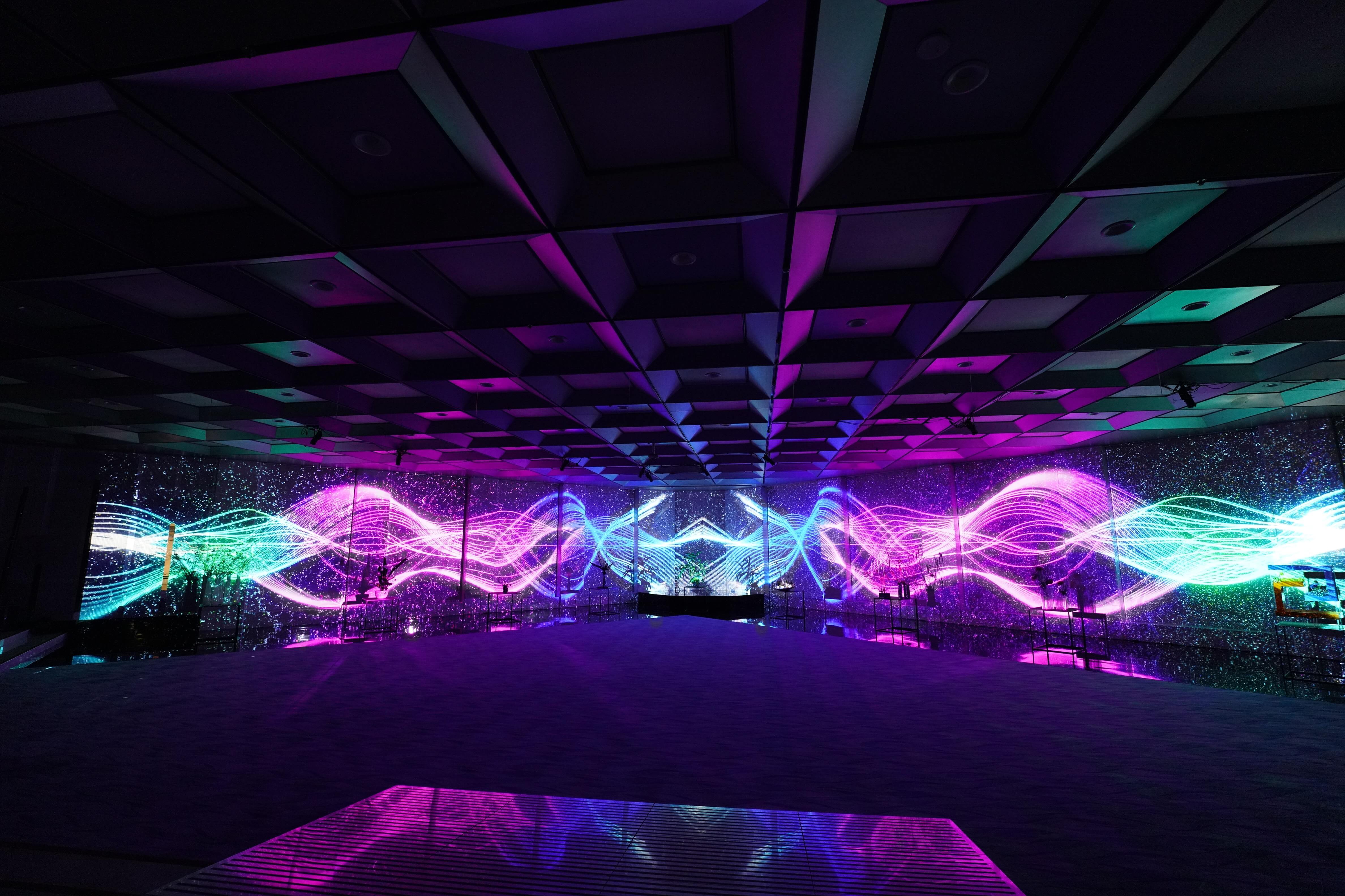 最新テクノロジーを駆使したCG映像といけばなのコラボレーションが実現