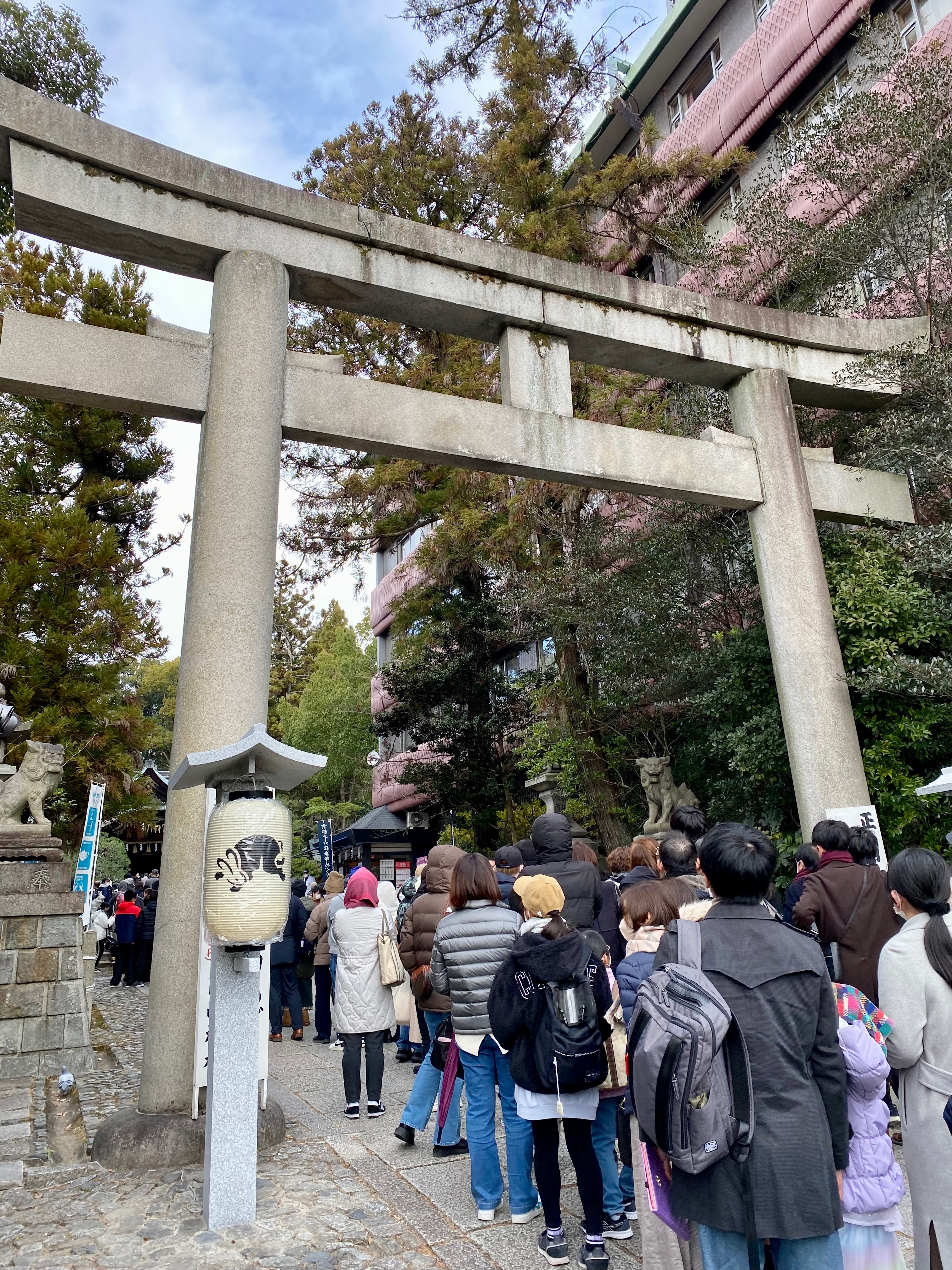 岡崎神社　初詣　お正月　大行列