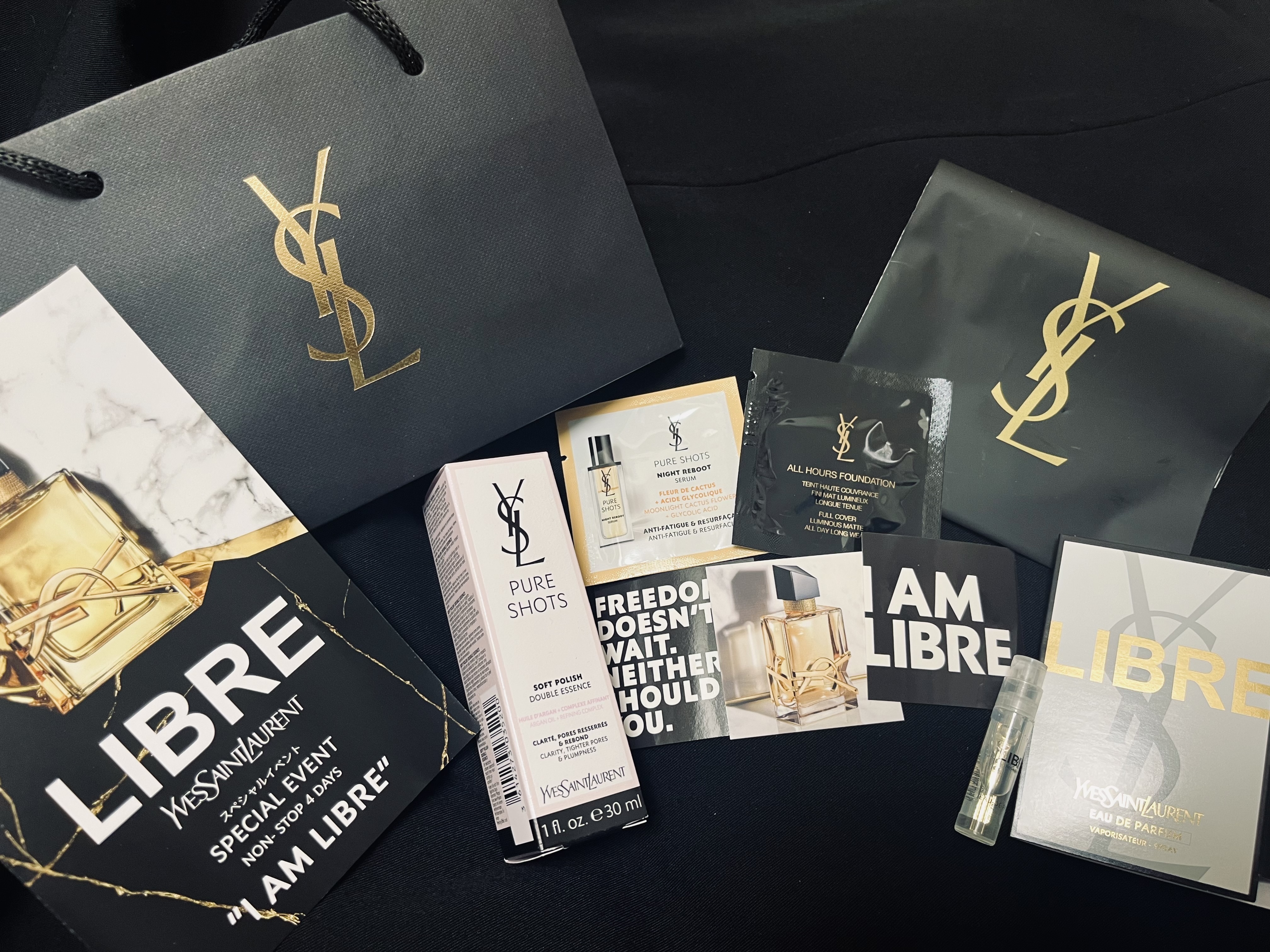 YSL イブサンローラン