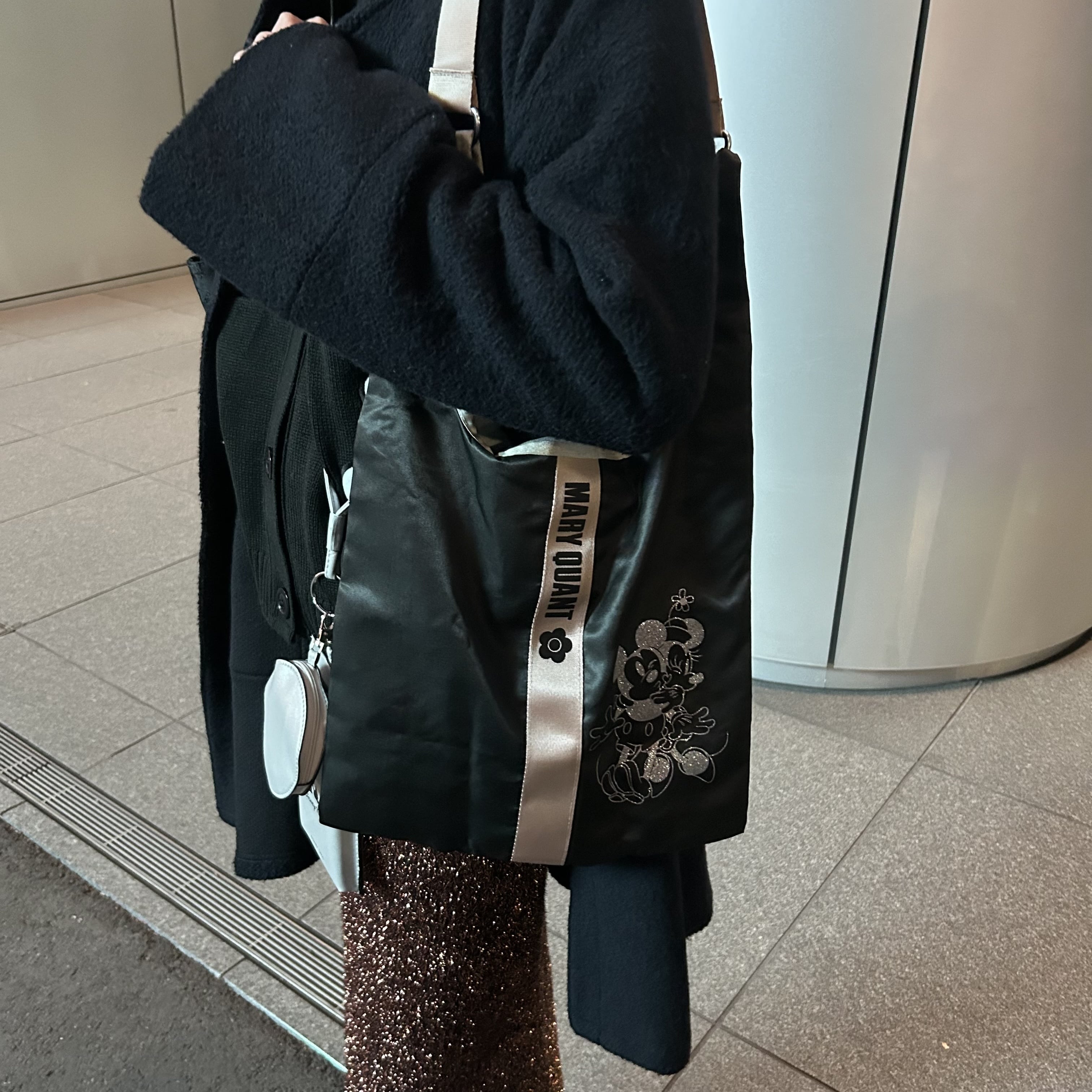 アウター、大学生コーデ、ディズニー