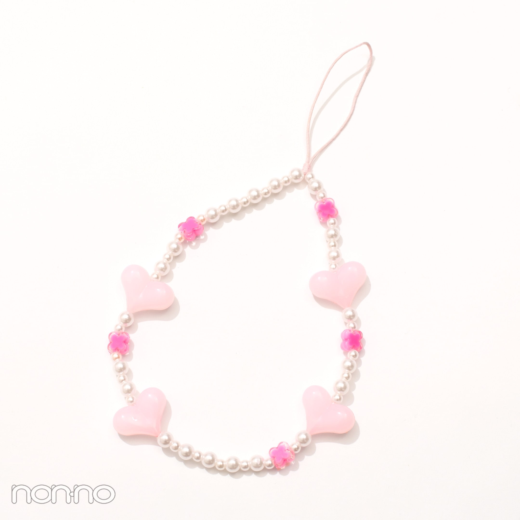 編集部員の購入品  niko and ...[tiny tiny］のカラフルビーズストラップ