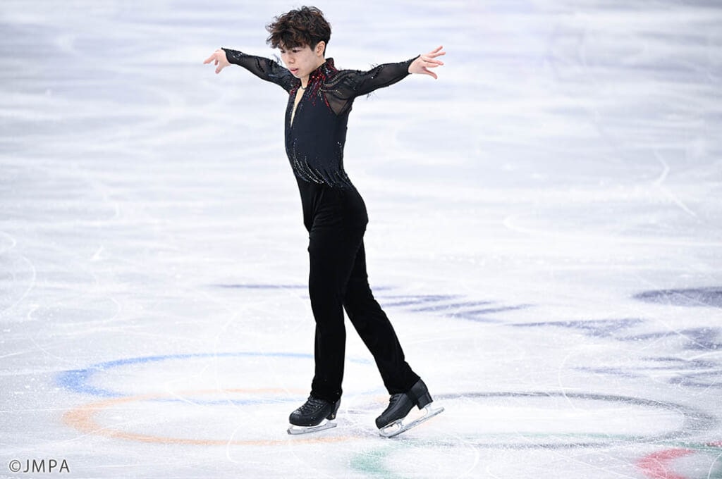 佐藤駿：ミラノ五輪フィギュア団体戦フリー「火の鳥」演技中の姿