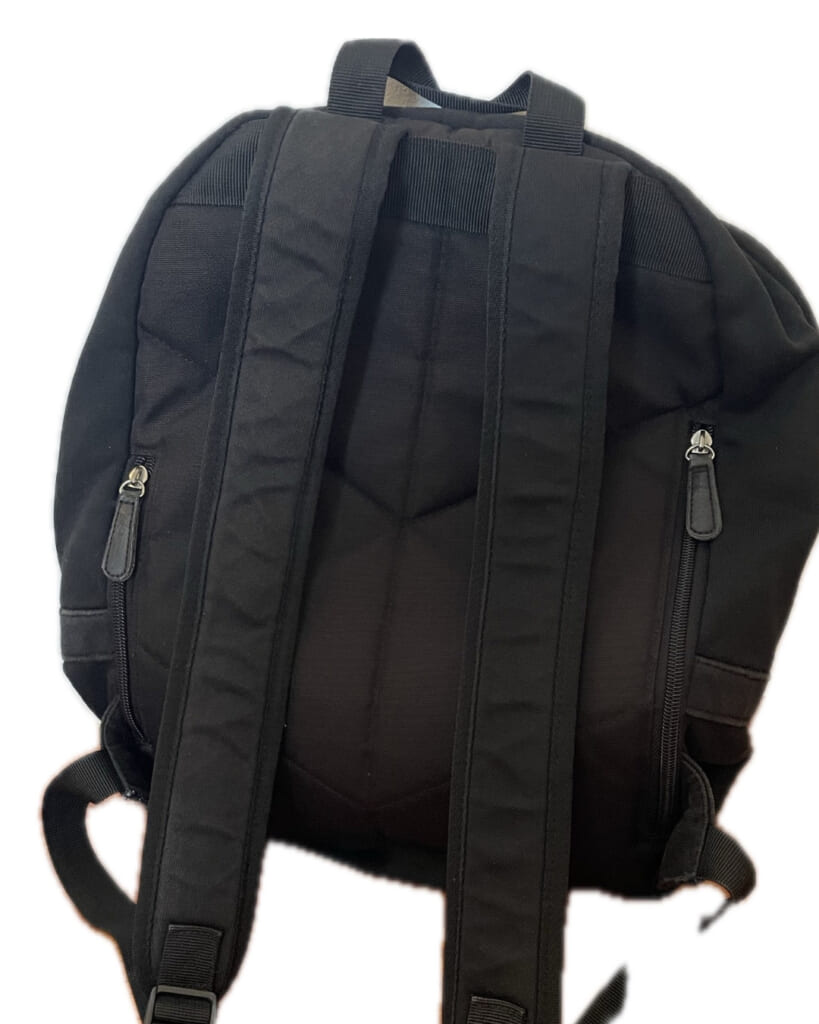 黒のリュックサック