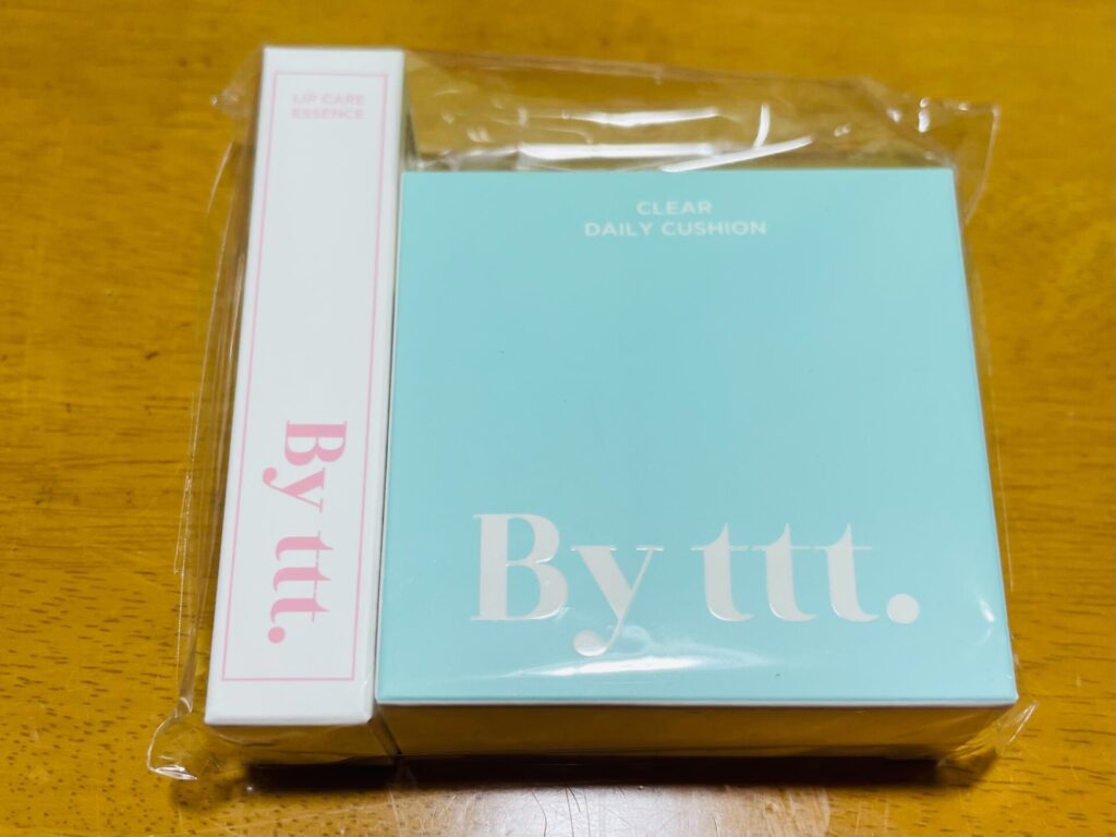 By ttt. のアイテム2つの写真です。